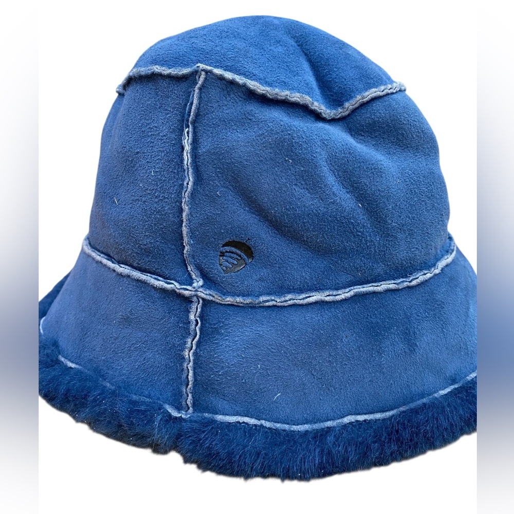 Acorn Sheepskin Shearling Bucket Hat